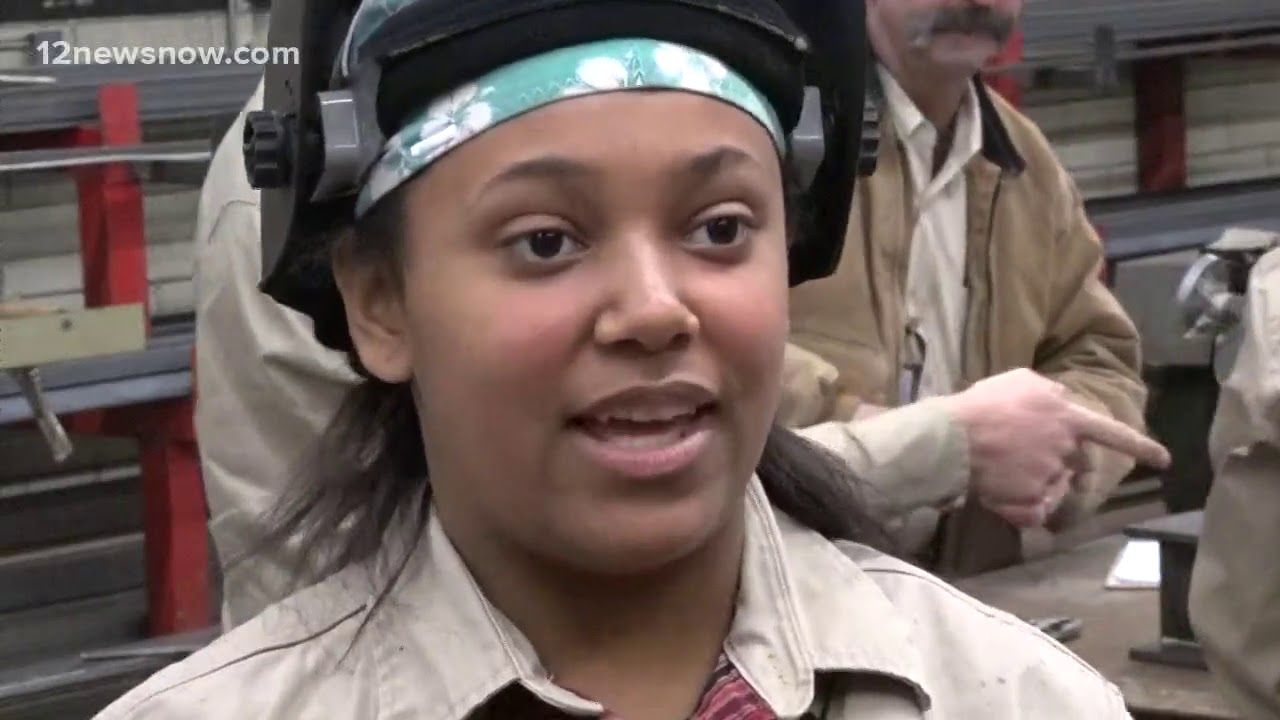 Southeast Texas students compete in welding competition