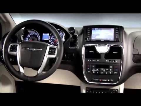 2015 Chrysler Town & Country | Intro
