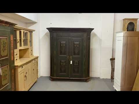 Antique Pine Painted Wardrobe (Dismantles) (K6208I) - Pinefinders Old Pine Furniture Warehouse