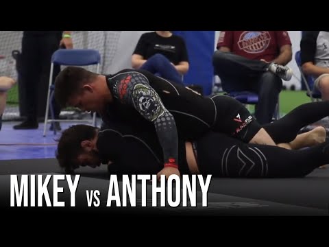 Sub Spectrum Pro Absolute - Round of 16 - Anthony Pacheck vs Mikey England