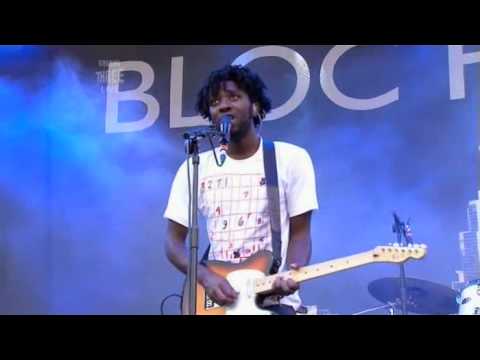Bloc Party - So Here We Are (Live Glastonbury 2007)