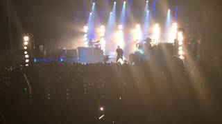 Geometric Headdress - Deftones at Greek Theatre, Aug 24, 2016