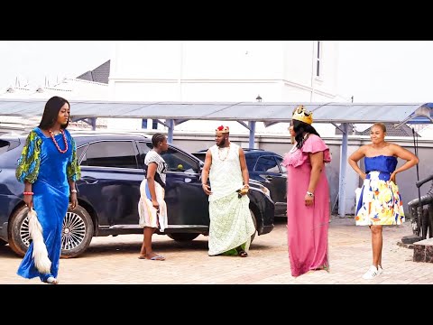 Crown Prince Returns With The Poor Village Girl That Saved Hs Life As His Bride 2/African movie