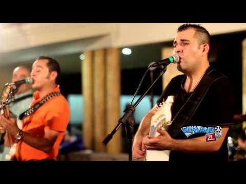 Los Nuevos Rebeldes - La Muerte y La Bolsita (En Vivo 2015)