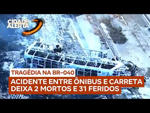 Acidente entre ônibus e carreta deixa dois mortos e 31 feridos na Grande BH