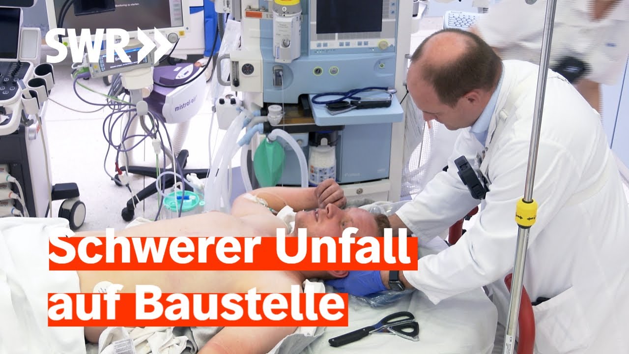 Zimmermann stürzt vom Dach | Die Unfallklinik