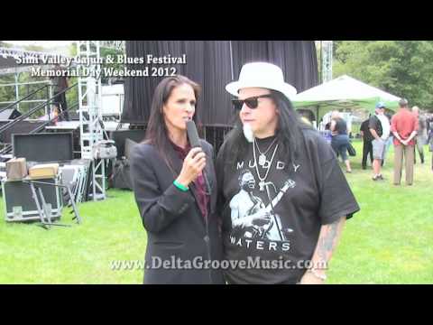 Smokin' Joe Kubek Chats With Kelly Z @ The Simi Valley Cajun & Blues Fest 2012