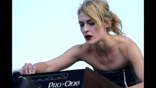 Emily Haines - IOU (LIVE)