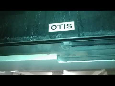 OTIS/Dover Traction Elevators @ Sheraton Gunter Hotel, San Antonio, TX