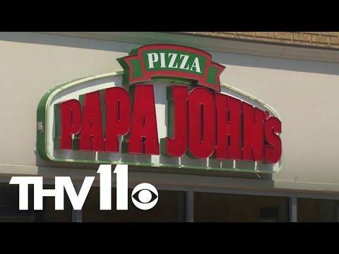 Papa John's closing hundreds of underperforming locations