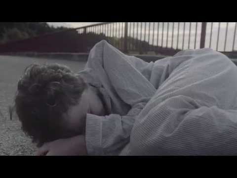 SCHNIPO SCHRANKE - Schrank (OFFIZIELLES MUSIKVIDEO)