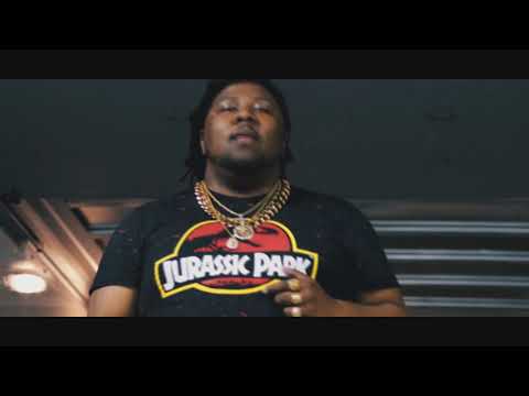 Just Rich Gates - I Keep A Drip Ft. Diego Landlord Guest Star Derez Deshon (Official Video)