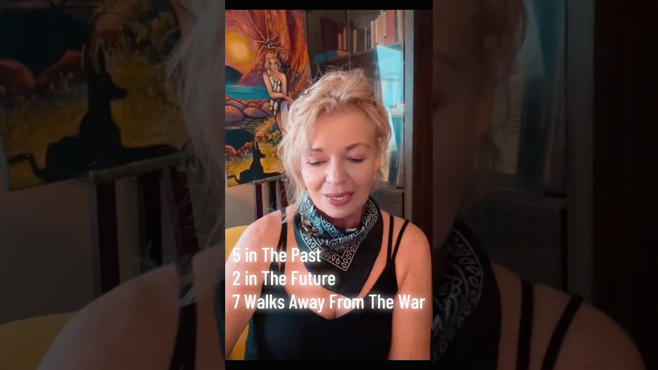 Promotional video thumbnail 1 for I Am One Tarot