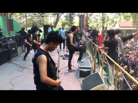 BYEBYE BUNNY - THE MURDERER OF PERSEUS LIVE AT PUR'IN PANTAI WISATA #MONSTER PANTURA 1
