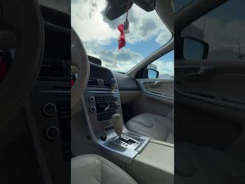 фото volvo xc60 i 0