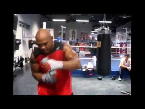 Amir Mansour raw footage training at Joe Hand Gym #boxing #boxingnews #boxingtraining #boxingworkout