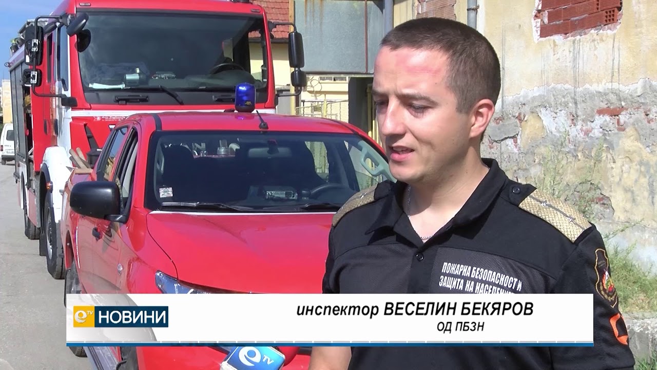Почти всяка седмица режат катастрофирал автомобил , за да спасят човек