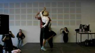 SalsaInMarburg.de: Pedro Gomez Partnerwork on1 Intermediate Frankfurt goes Salsa 2009