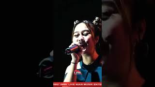 Download lagu Biduan DANGDUT Cantik Suara merdu #shorts #biduan #suaramerdu #nianmusicmakingurih #shortsvideo mp3 Download lagu Biduan DANGDUT Cantik Suara merdu #shorts #biduan #suaramerdu #nianmusicmakingurih #shortsvideo mp3