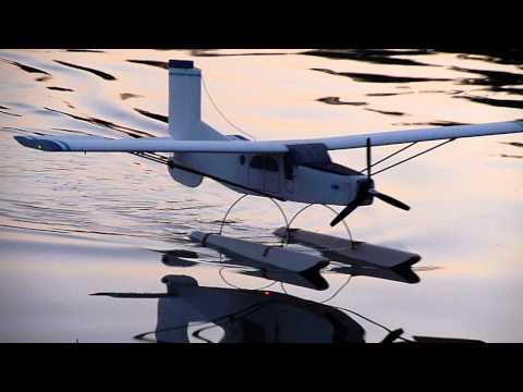 RC Pilatus Porter on floats