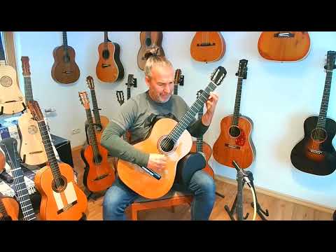Santos Hernandez 1921 historically very  important classical guitar - huge and deep sound + check video! image 16