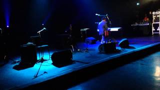 Raul Midon - Listen to the rain - Nice