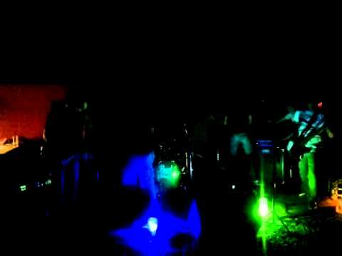 Toscanito y su orquesta sudaka. *Gritos en vivo