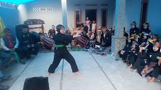 Download lagu Ibing Pencak Silat Tepak Tilu Padungdung mp3