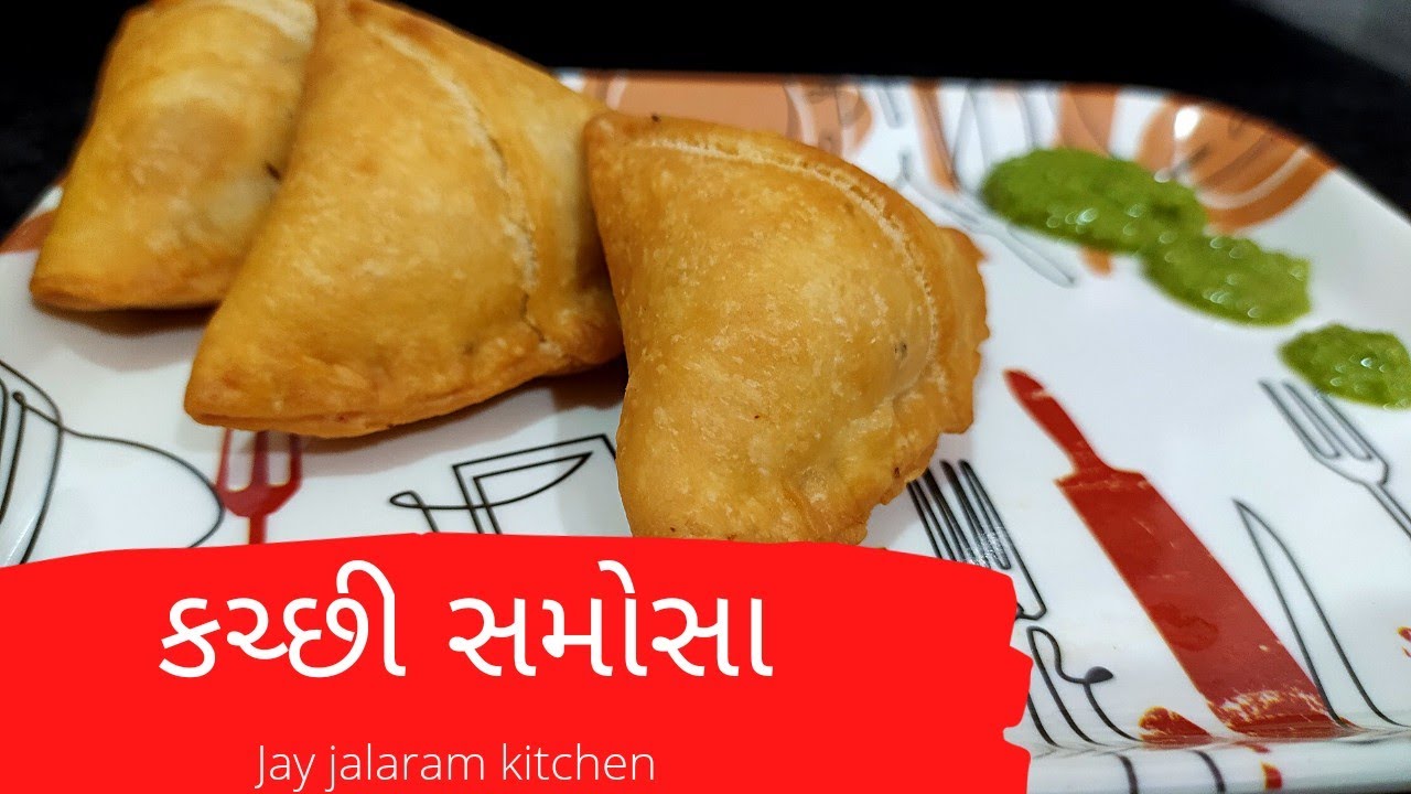 Kutchi Famous Kautchi samosa Kautchi  Street Food | How to make Sweet Kautchi samosa in Gujarati