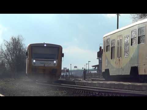 Křižování vlaků ve stanici Praha-Ruzyně, 10.3.2013