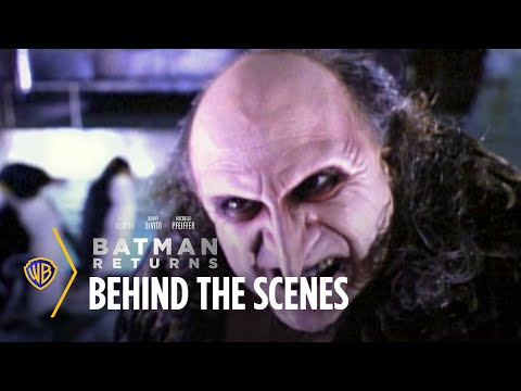 Trailer The Bat, The Cat and The Penguin