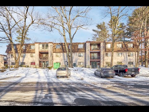 3 Greenbriar Drive, Unit 302 North Reading, MA | ColdwellBankerHomes.com