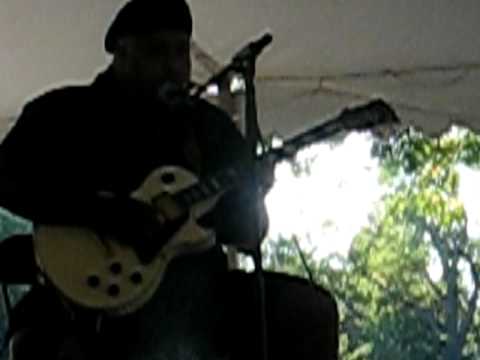 Larry McCray Guitar Workshop at 2010 Old Town BluesFest Lansing