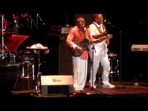 'Stormin' Norman Brown - "That's The Way Love Goes" (LIVE)