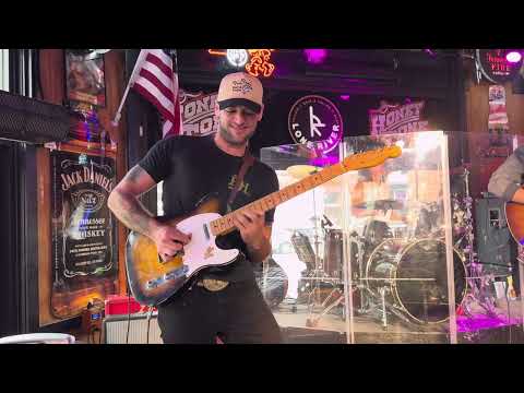 Chace Saunders, Alex Pearson Nashville, Kelly Bamberger, Ernie Arroyo