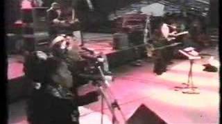 Howard Jones - Don&#39;t Want To Fight Anymore - Live (Excerpt)