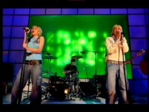 Appleton - Don't Worry (Live @ Top Of The Pops 21/02/2003)