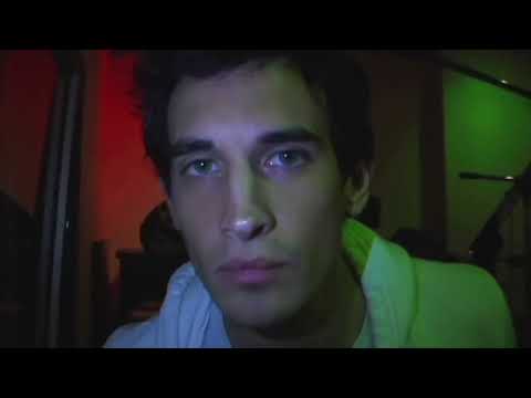 Joe Hawley pretends to be a pigeon, then gets scared