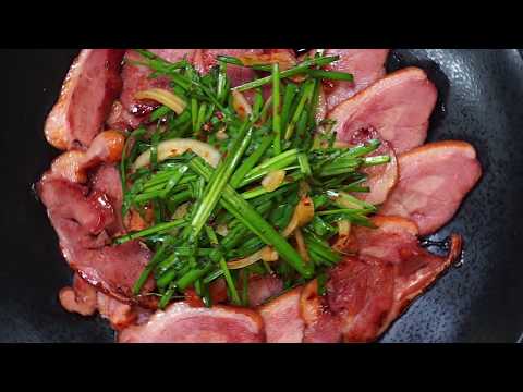 A Thanksgiving Alternative for Turkey Haters | Smoked Duck with Chive Salad by Zion Market