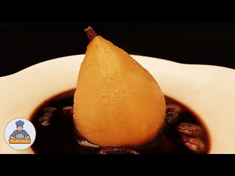 Poires Comice Pochées au Vin Rouge. Recette de Dessert Gastro