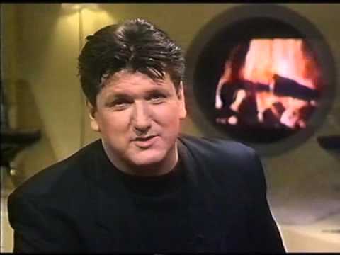 In Bed With Medinner s3 ep07 - Dowsing For The Dodo