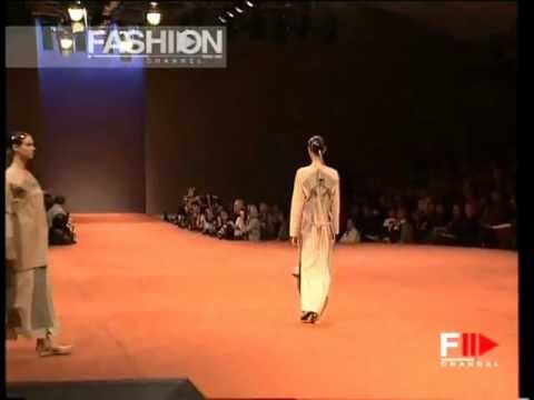 "Issey Miyake" Spring Summer 1997 Paris 2 of 6 pret a porter woman by FashionChannel