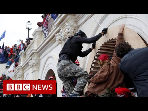 抗議者が米議会議事堂を襲撃する瞬間 - BBC ニュース (Moment protesters storm US Capitol Building - BBC News)