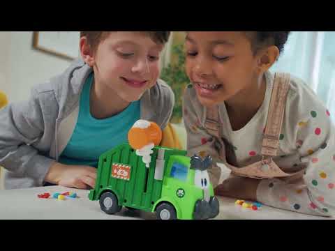 Trash Stash by Goliath Games Voiceover (TV Commercial)