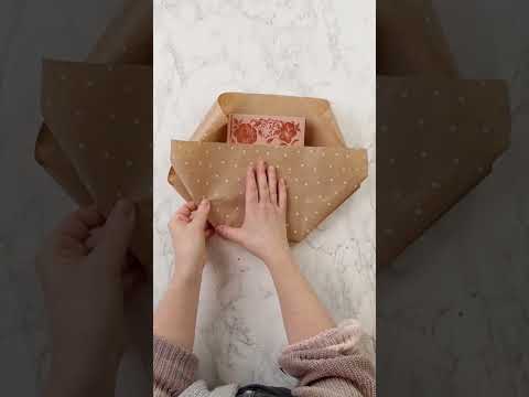The only way I'll gift wrap a book 😍📖 #giftwrapping #diygift