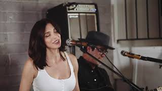 Video thumbnail for Genzler Amplification - The Acoustic Array Pro featuring Kim Weston & Brian Chartrand by Genzler Amplification