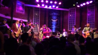 Sharon Jones and The Dap Kings - Get Up and Get Out - Bourbon Street - 26/05/2015