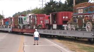 preview picture of video 'Circus Train - going through Richfield, Wisconsin'