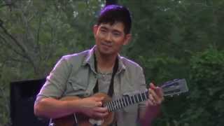Jake Shimabukuro  ~Blue Roses Falling~ LIVE IN AUSTIN TEXAS at Old Settlers MF