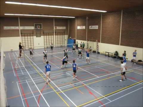 volleybalvereniging EVV elburg in actie